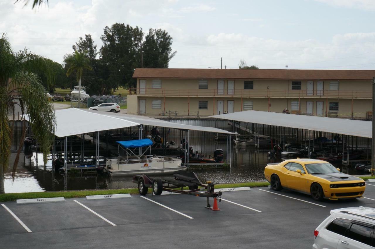 Bass & Sun Condominium 2/2 Bedroom Clewiston Exterior photo