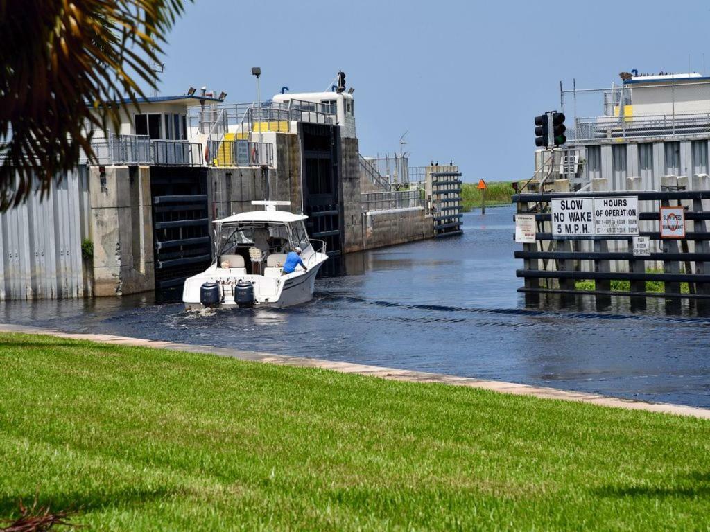 Bass & Sun Condominium 2/2 Bedroom Clewiston Exterior photo